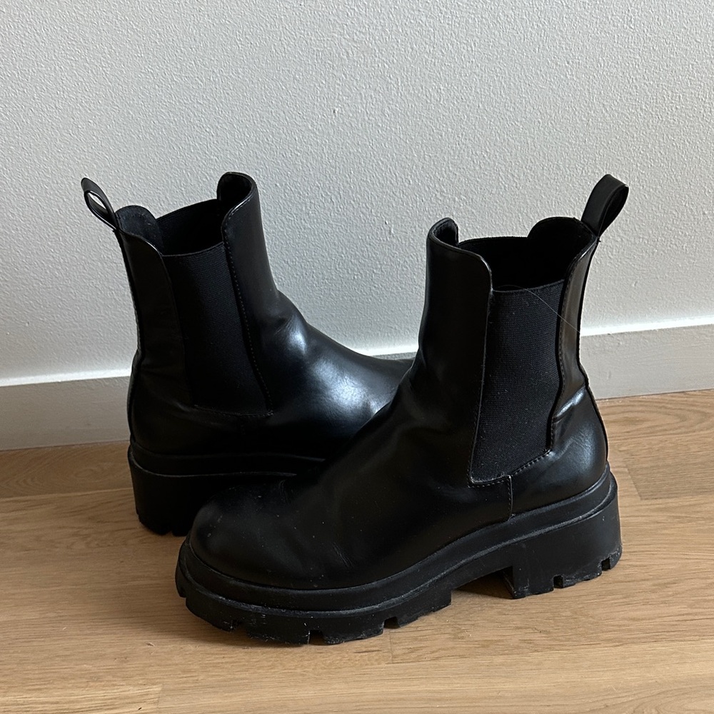 Zara Black Ankle Boots